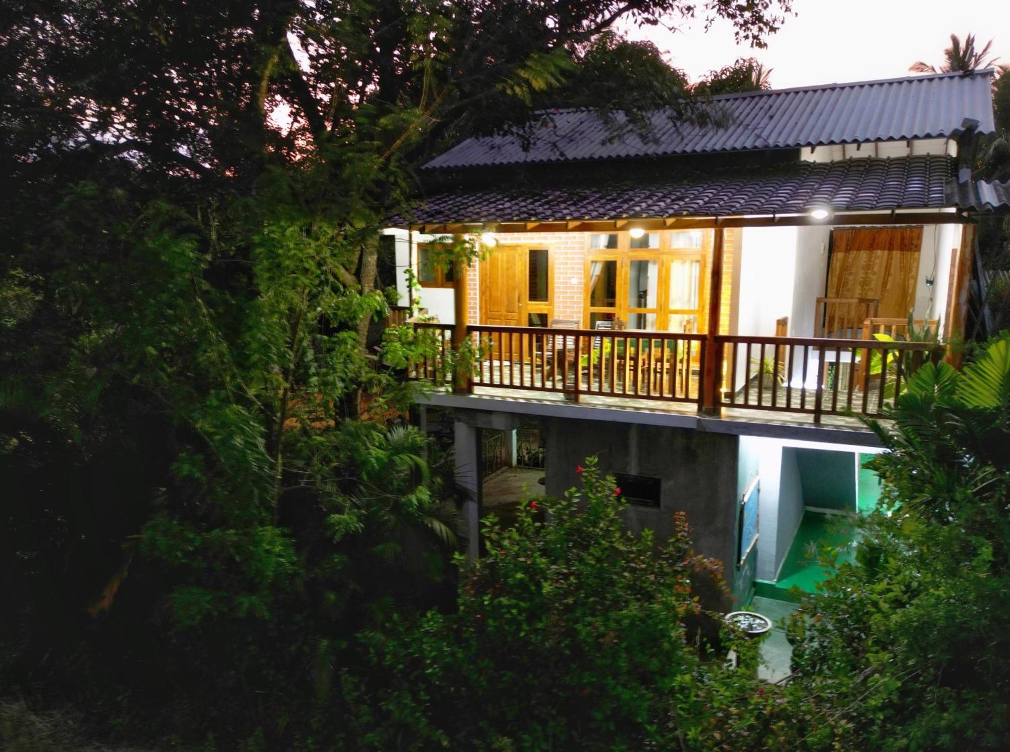 Sigiri Dilu Villa Sigiriya Exteriér fotografie